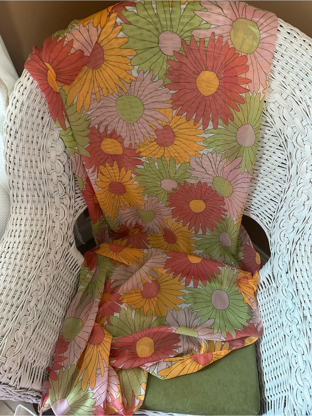 Floral Daisy Print swim sarong